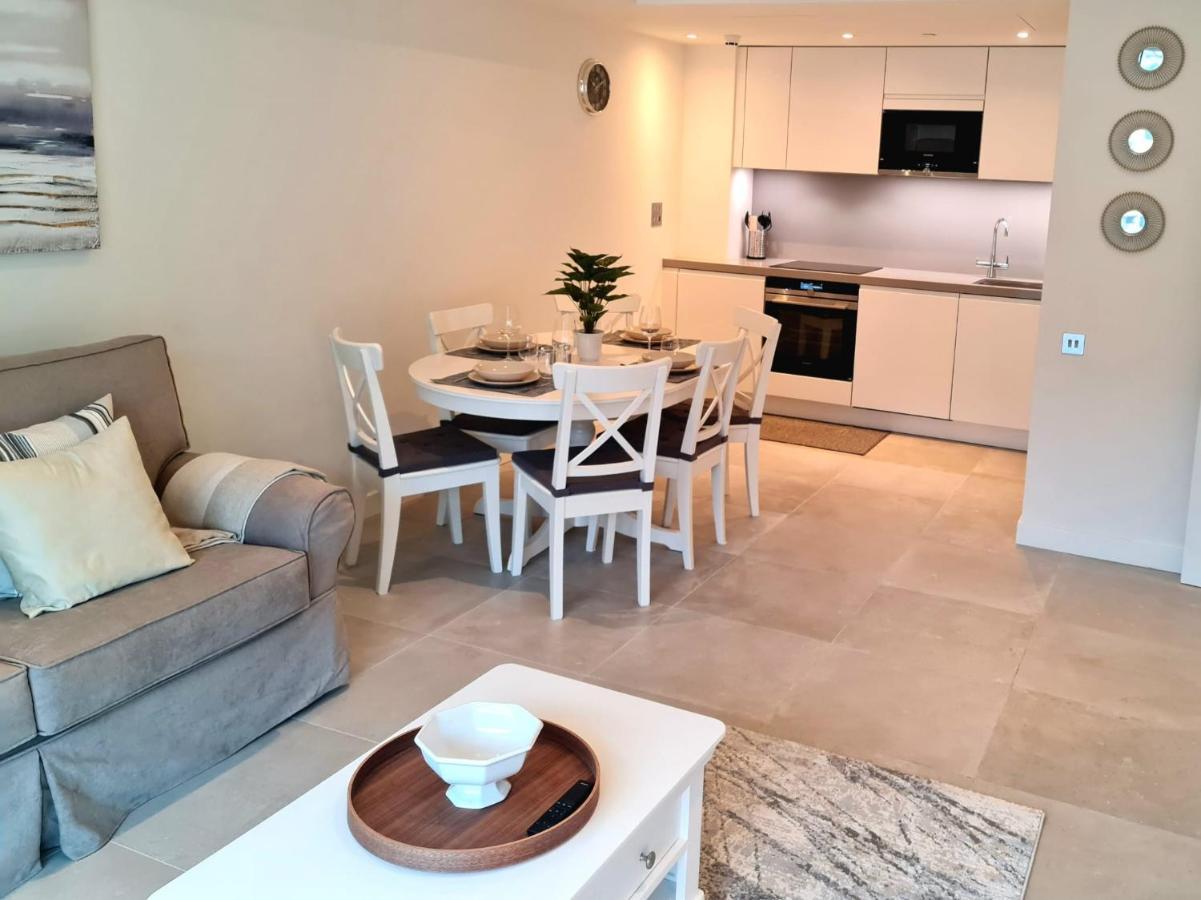 Luxury Apartment In Eurocity Gibraltar Exterior photo