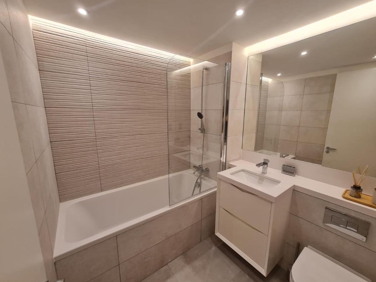 Luxury Apartment In Eurocity Gibraltar Exterior photo