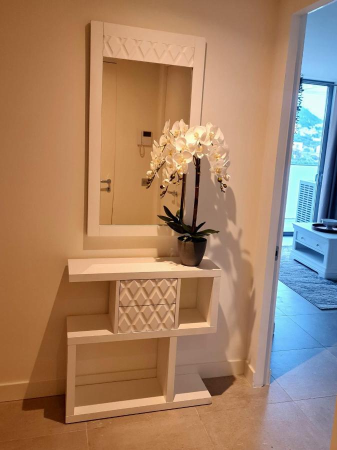Luxury Apartment In Eurocity Gibraltar Exterior photo